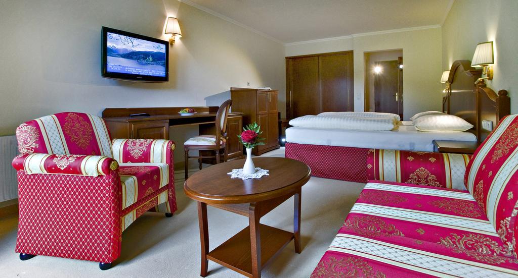 Hotel Berner Zell am See Bagian luar foto