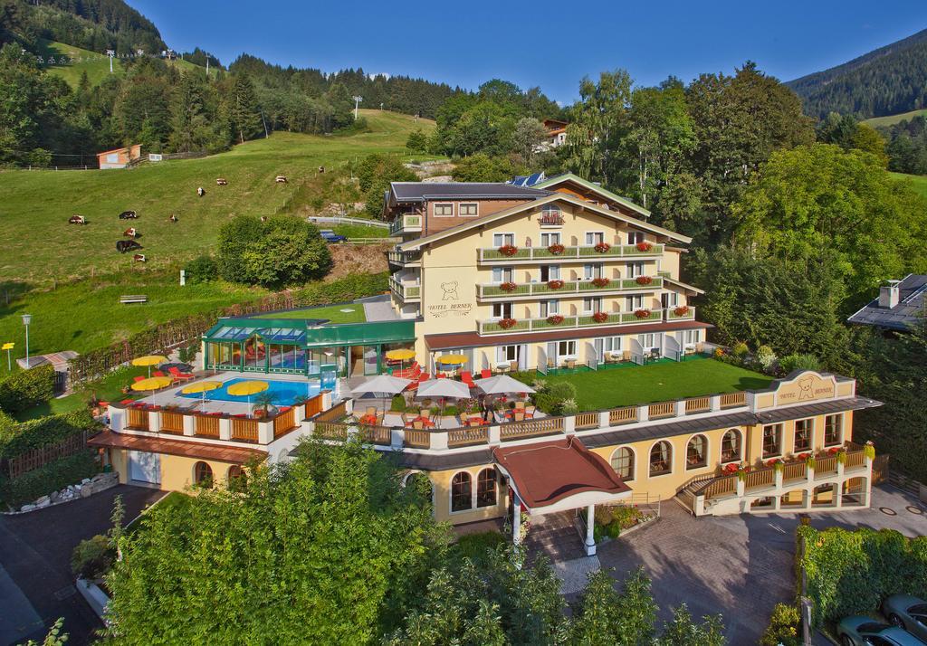 Hotel Berner Zell am See Bagian luar foto