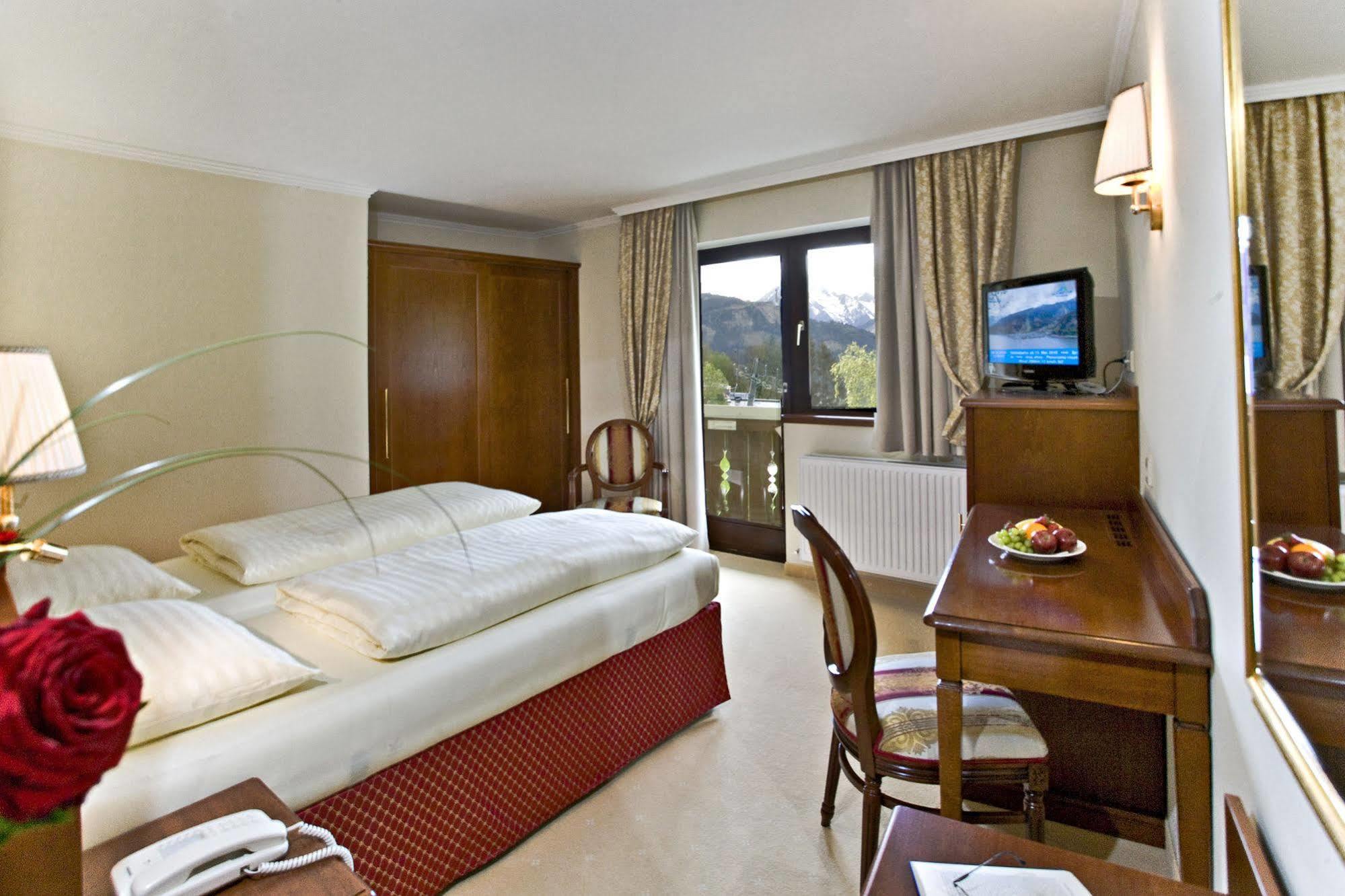 Hotel Berner Zell am See Ruang foto